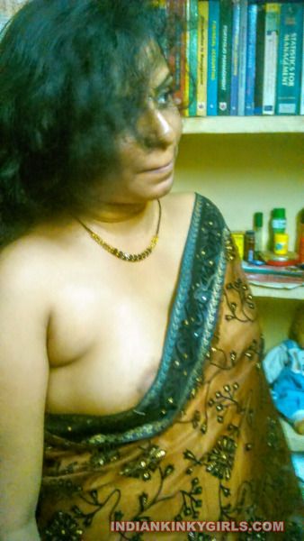 Mallu Tv Actress Nude Homemade Photos leaked Online .jpg