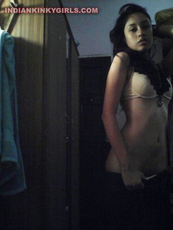 Cute Indian Teen Nude Teasing Beauty Boobs _001.jpg