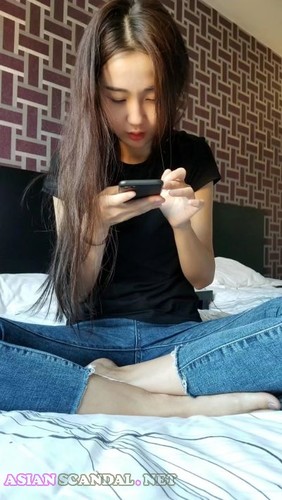 超可愛い中国人ガールフレンドの開脚セックス動画が流出