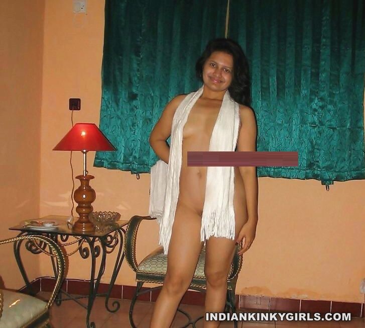 Honeymoon Naked Photos Of Desi Wife Leaked _001.jpg