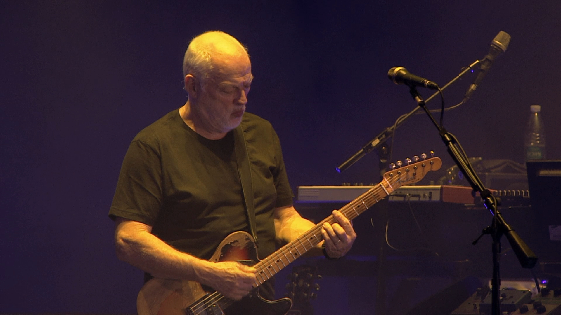 00000.m2ts(DAVID_GILMOUR_LIVEATPOMPEII_D2)_20171006_175813.290.png