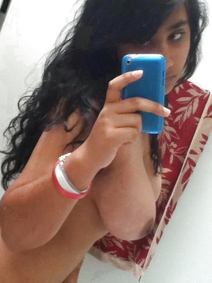 Cute Pune College Girl Sexy Selfies _004.jpg