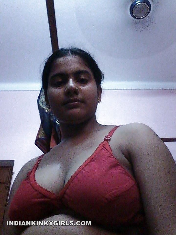 Indian Nude Housewife Round Boobs_001.jpg