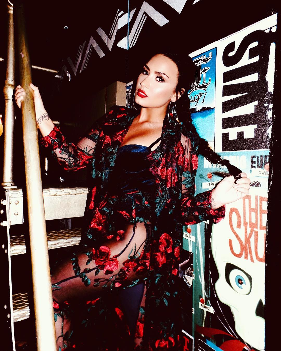 Demi-Lovato-Sexy-5-thefappeningblog.com_-2.jpg