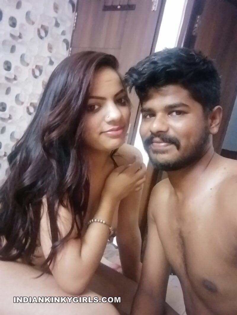 Desi Couple Nude Private Moments Leaked Photos _001.jpg