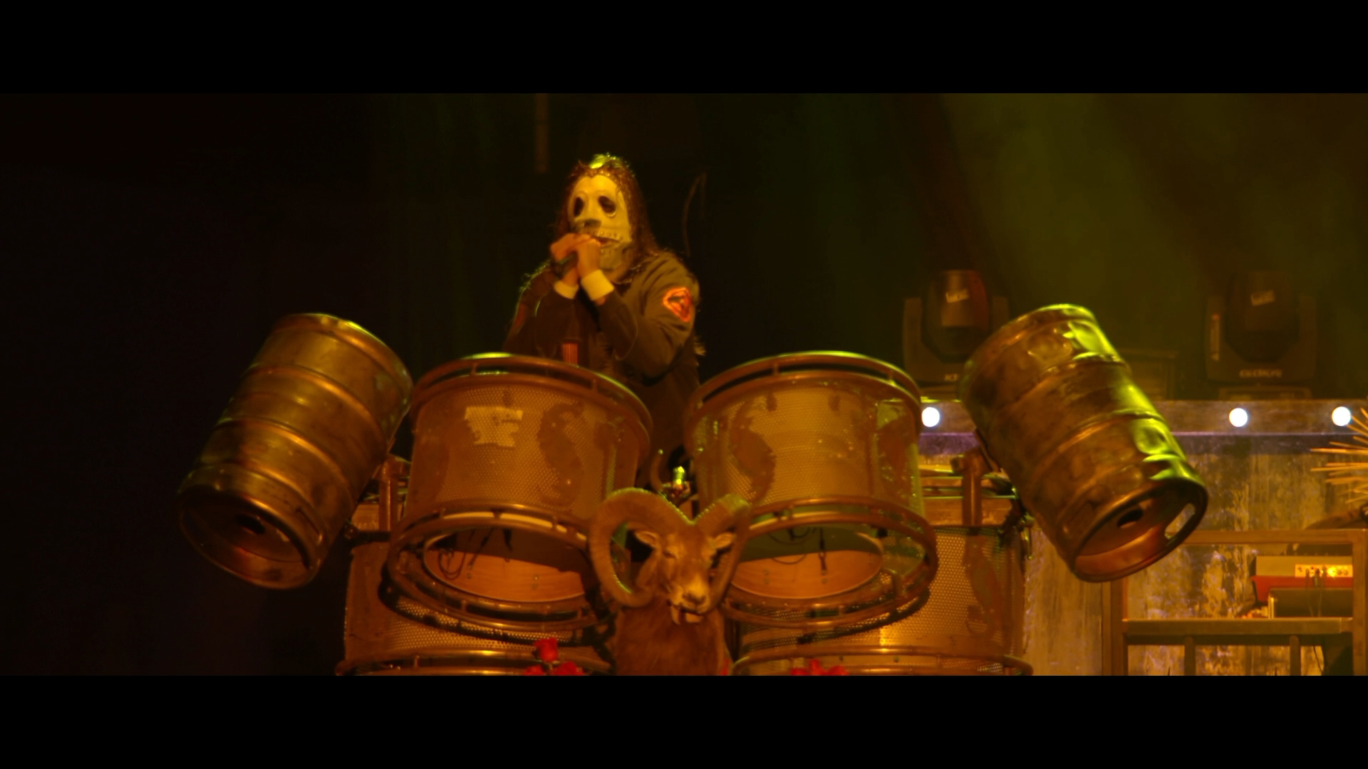 00001.m2ts(Slipknot - Day Of The Gusano)_20171026_203610.884.png