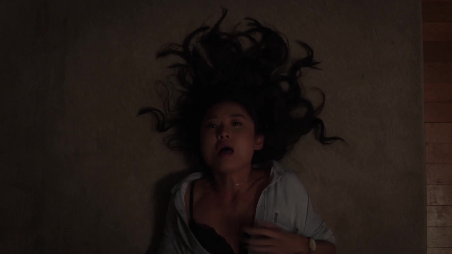 Alicia Witt, Li Jun Li - The Exorcist S02 E06 1080p 257.jpg