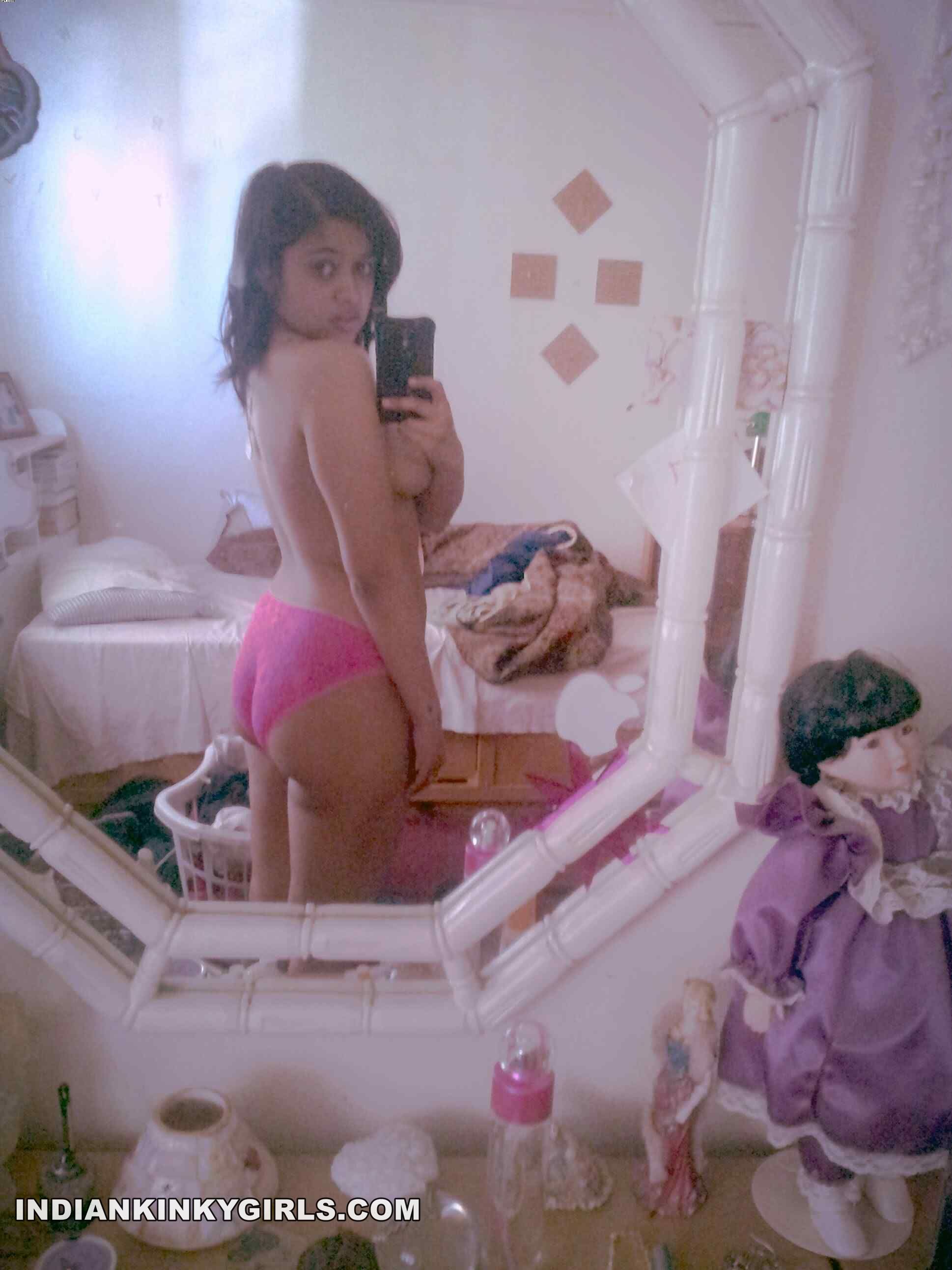 Hot Rajkot Desi Girlfriend Naked Selfies Leaked _008.jpg