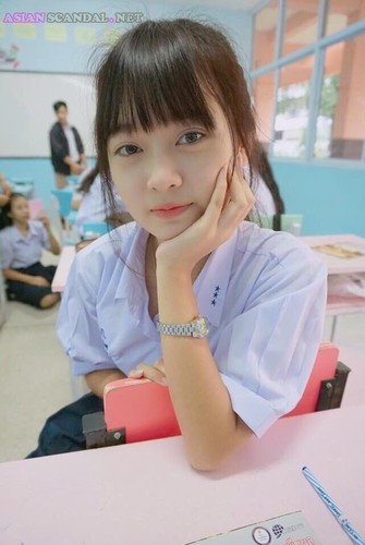 วิดีโอโฮมเมดวัยรุ่นไทยอายุ 18 ปีที่สวยงามและภาพที่รั่วไหลออกมา