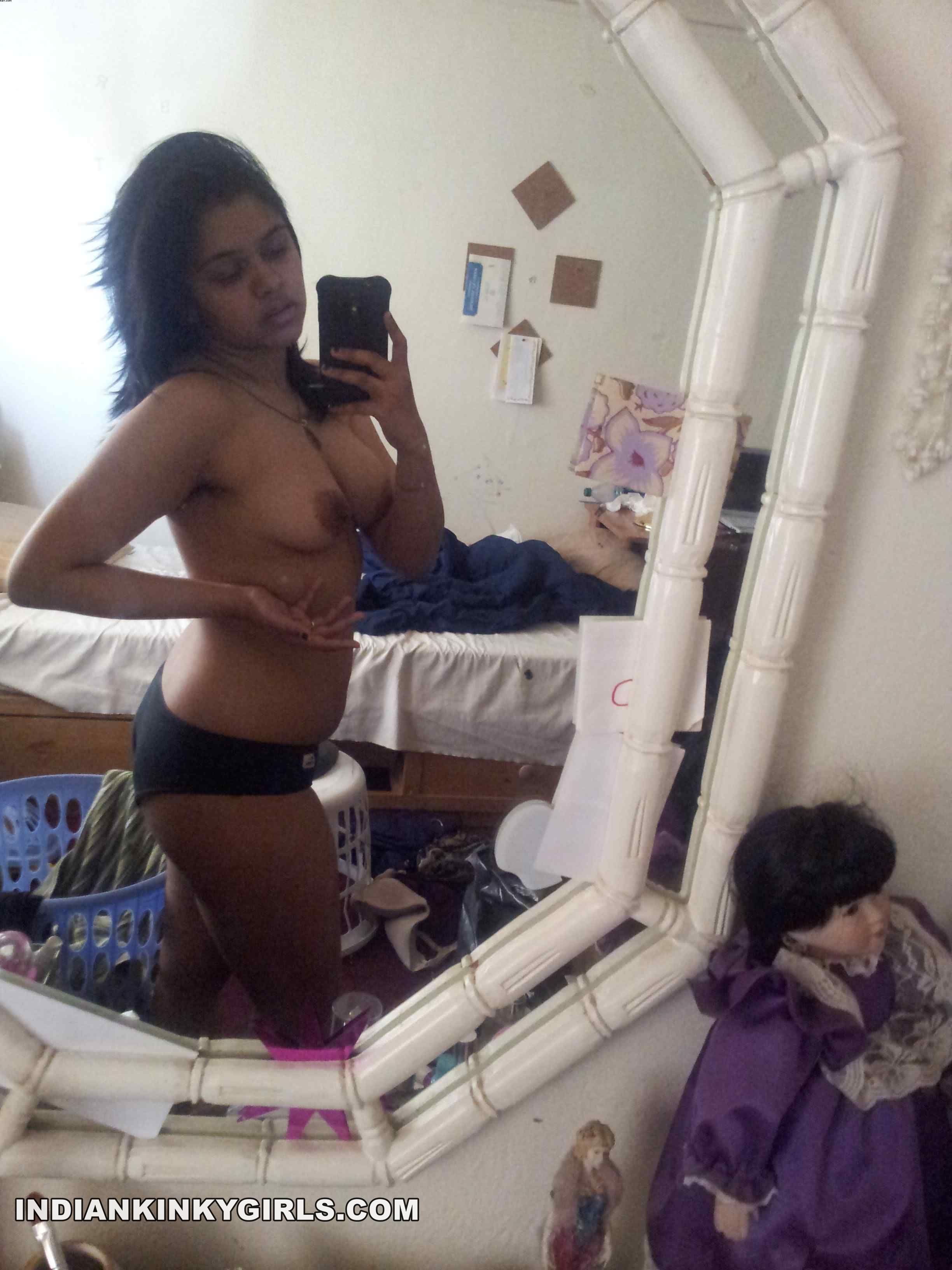 Hot Rajkot Desi Girlfriend Naked Selfies Leaked _005.jpg