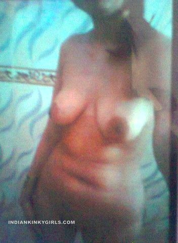 Pretty Punjabi Girl Naked Selfies Leaked By Bf_004.jpg