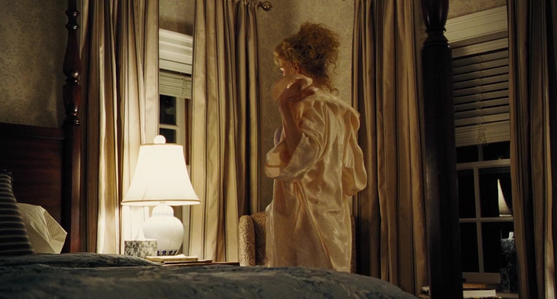Nicole Kidman, Alicia Silverstone - The Killing of a Sacred Deer 1080p 161.jpg