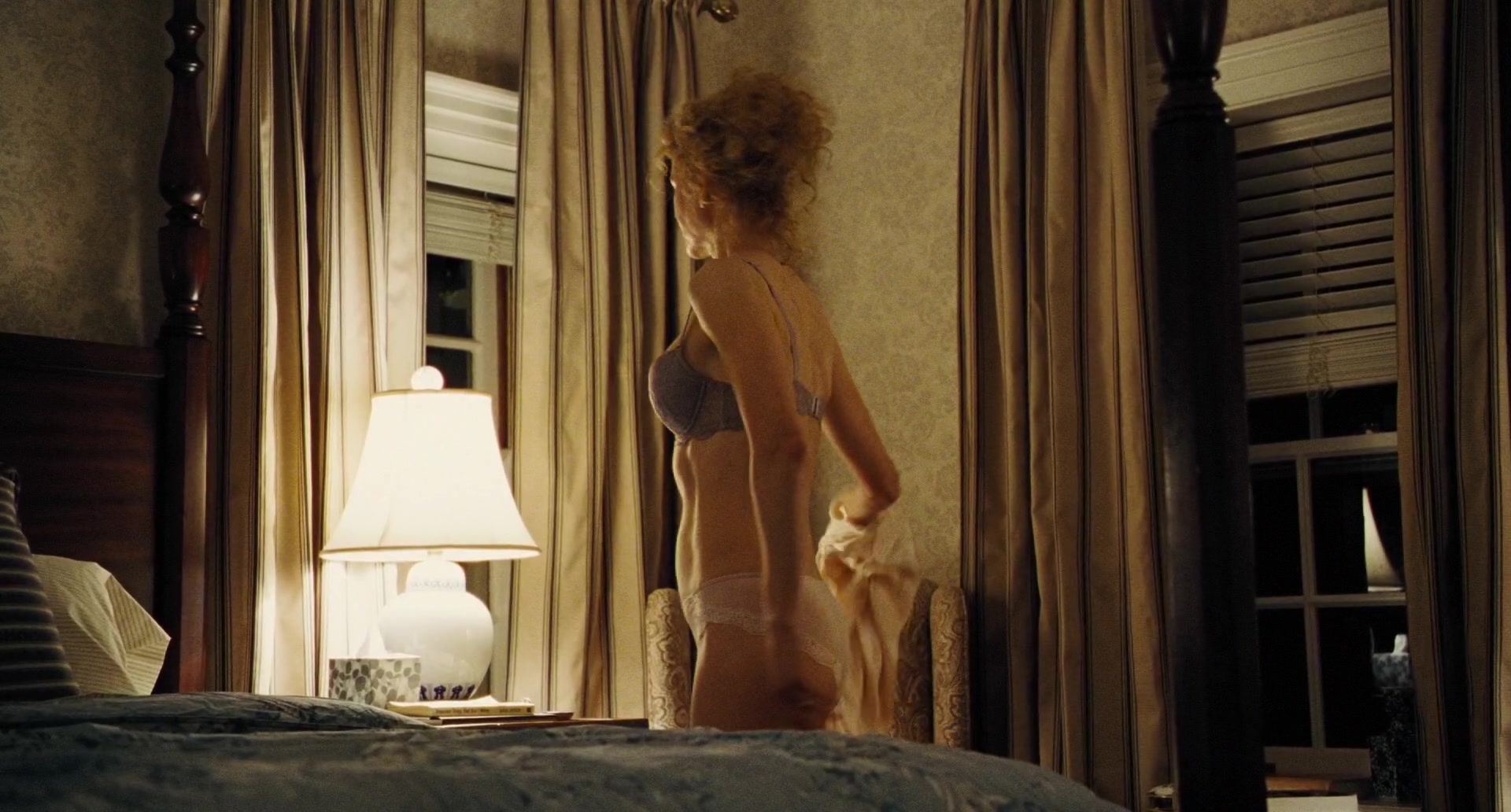 Nicole Kidman, Alicia Silverstone - The Killing of a Sacred Deer 1080p 164.jpg