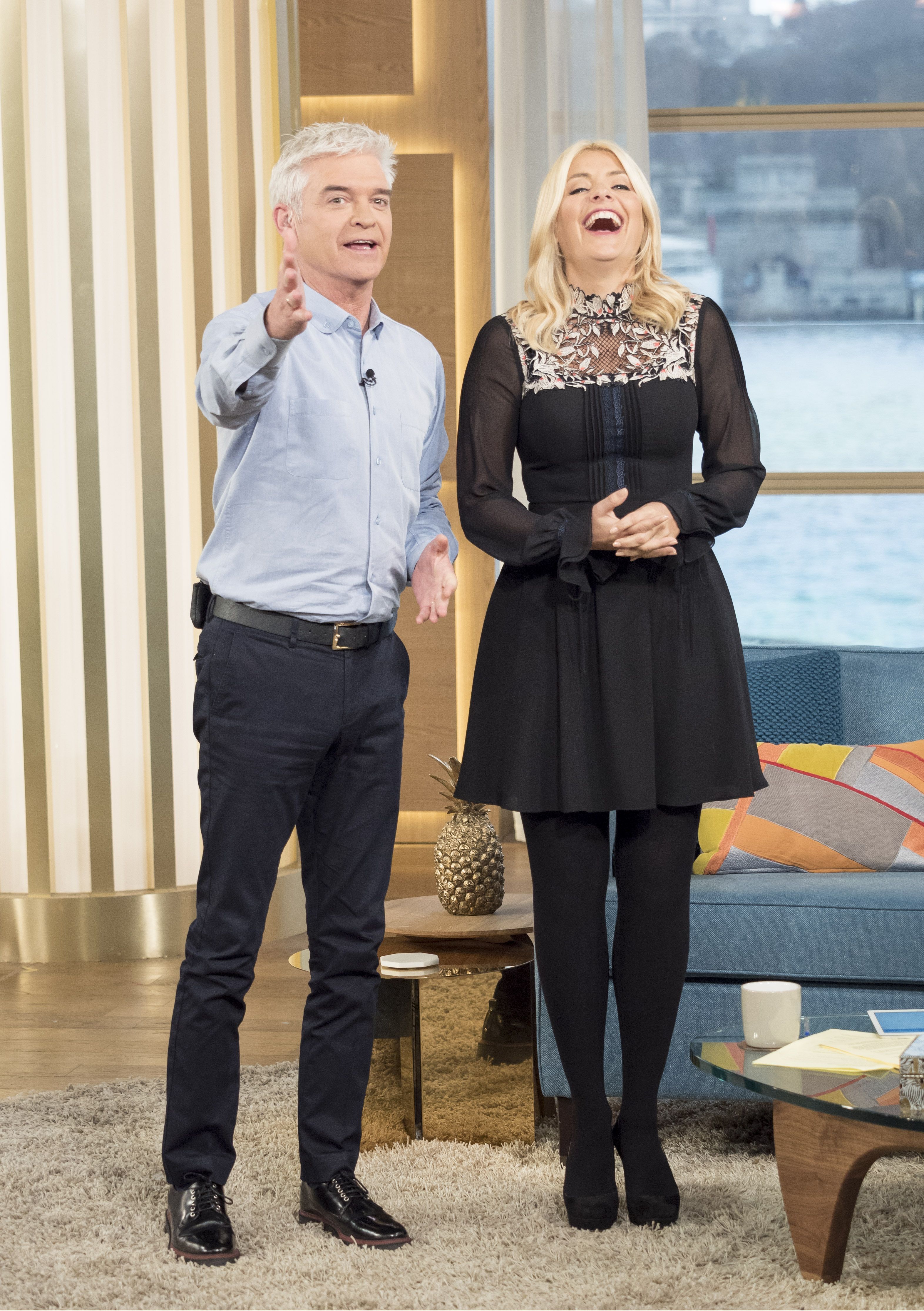 Holly_Willoughby_189.jpg