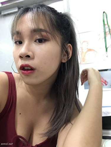 Singaporean Lim Yong Kiat is Vietnamese girlfriend Le Duy Nguyet Linh nude sexy leaked