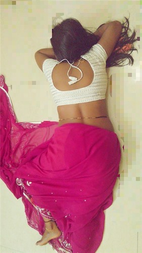 Desi Hot Sleeping Housewife Sex In Half Saree On Bed Aunties Nude Club