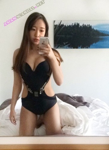 Chinese-Canadian Girl Chan Ann Jessica Shows Tits