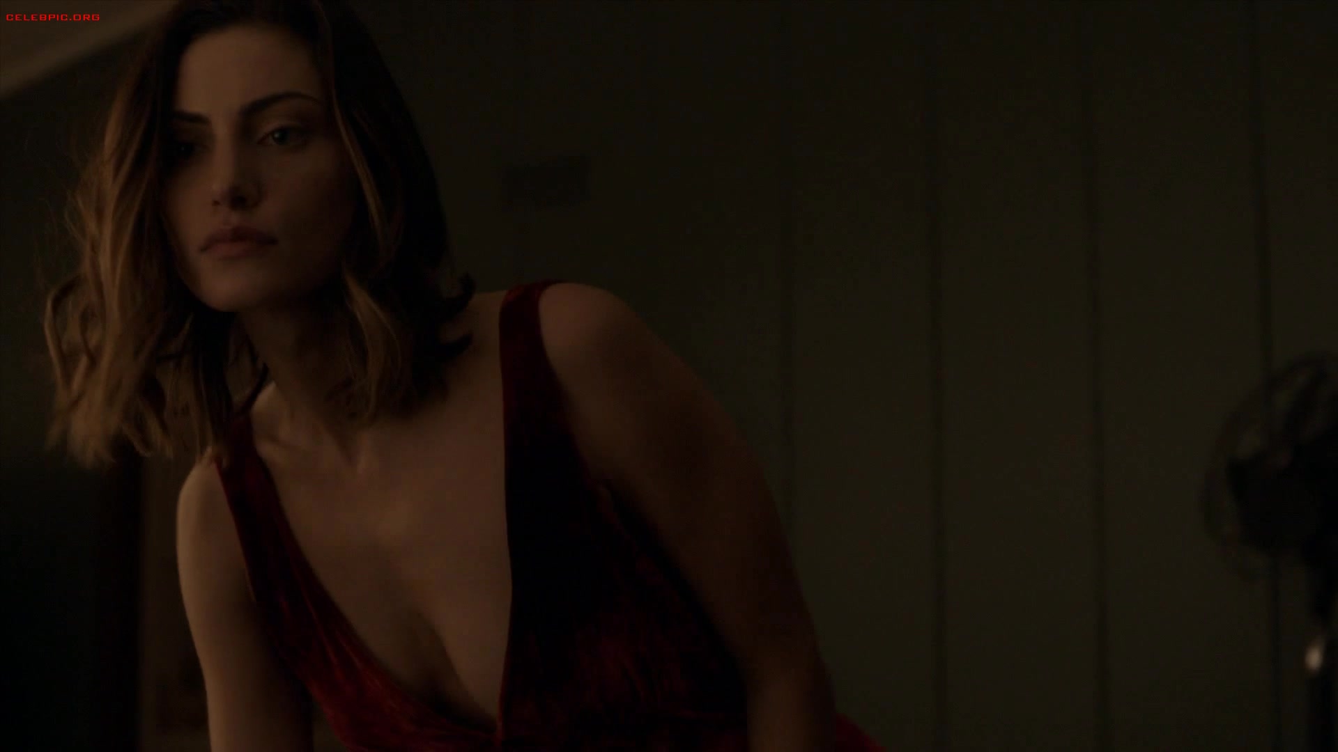 Phoebe Tonkin, Emily Browning - The Affair S04 E05 1080p(1) 174.jpg