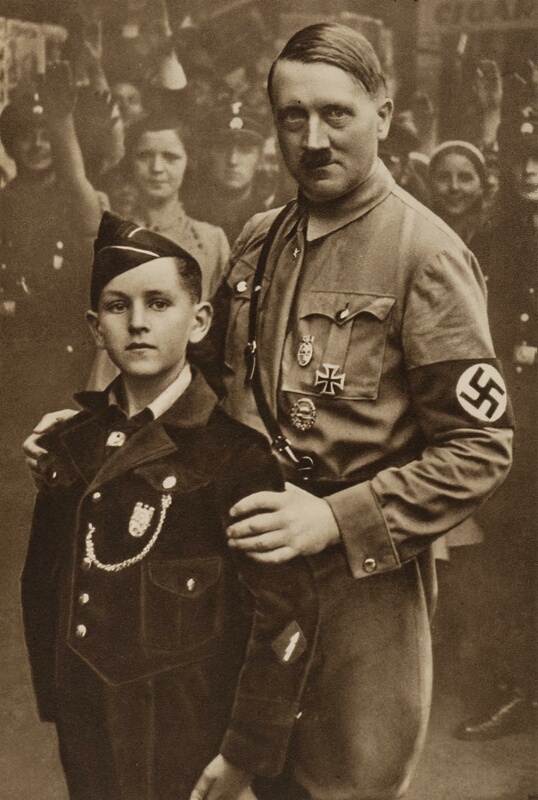Adolf Hitler Nazi propaganda photos 2 Image 031.JPG