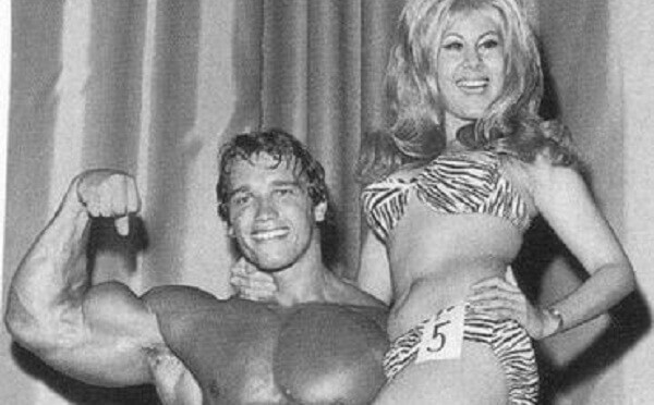 Arnold Schwarzenegger - antigas (33).jpg