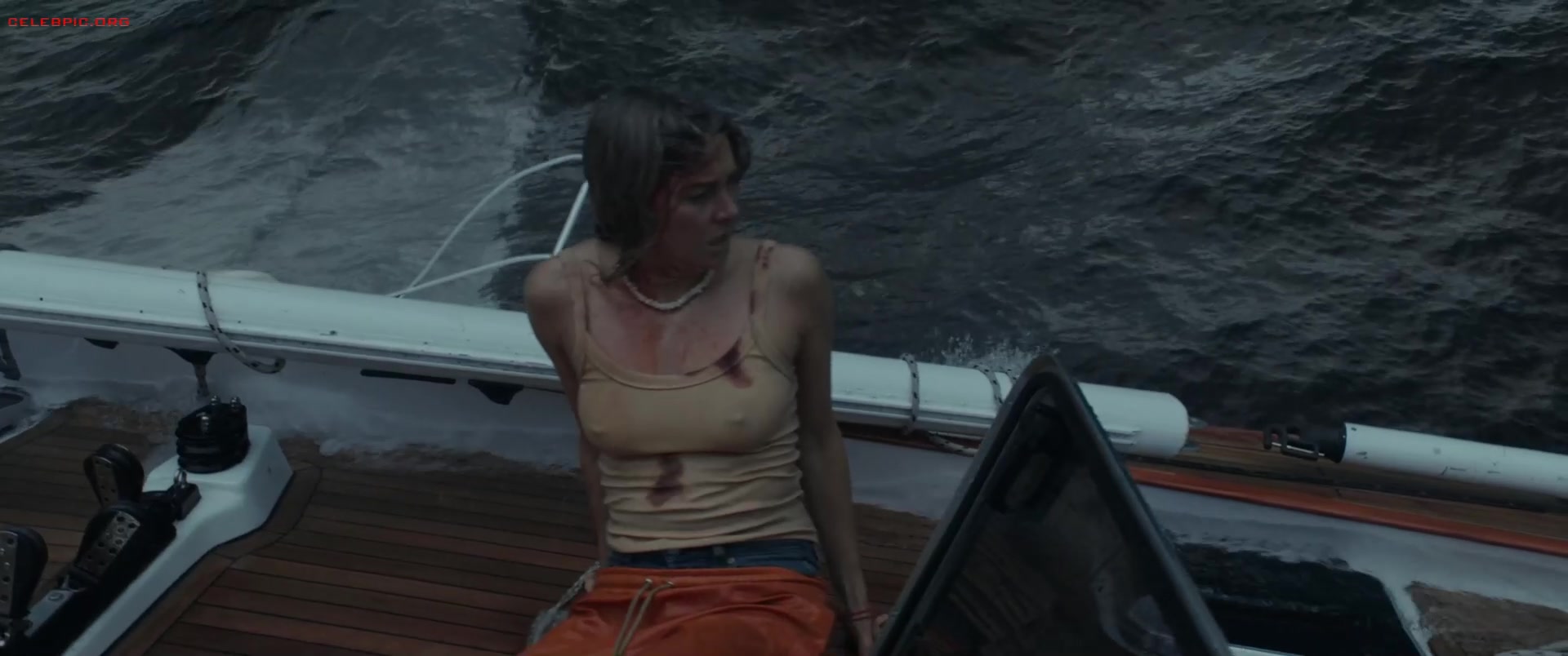 Shailene Woodley - Adrift 1080p (1) 0038.jpg