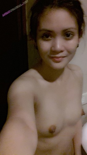 フィリピン人のシャルデー・バタックのバスルームセックスビデオ