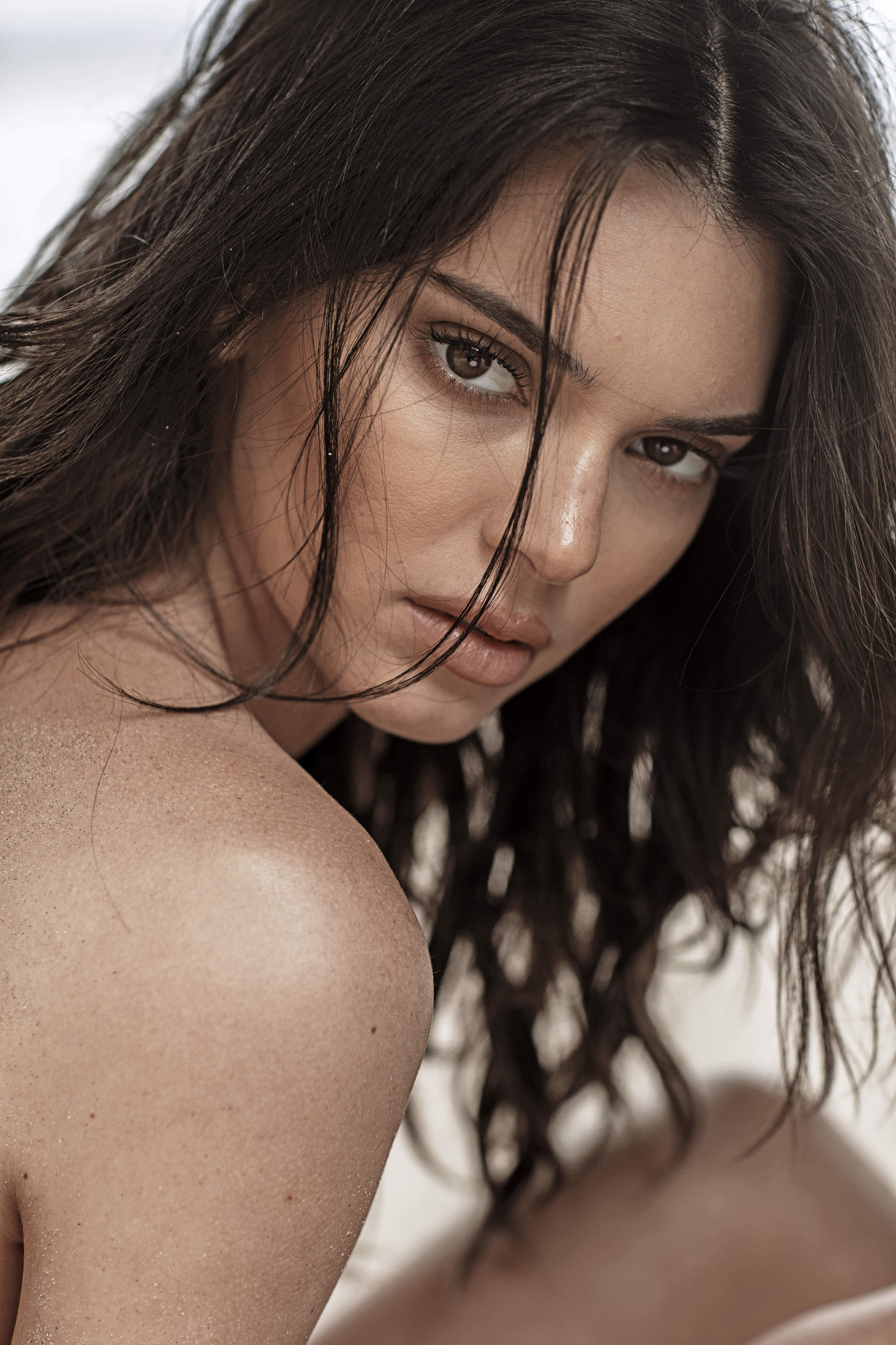 Kendall_Jenner_Kendall-Jenner-Nude-TheFappeningBlog_com-16.jpg