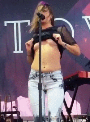 Tove Lo show tits on stage.gif