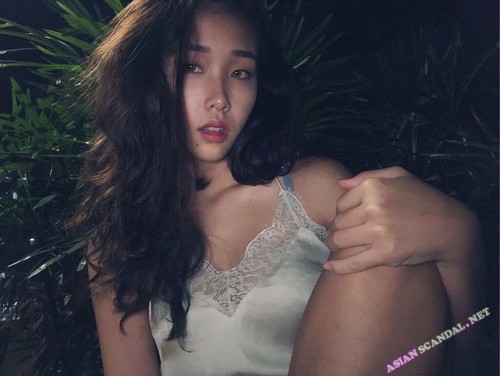 Instagram star, Singaporean girl Indiesins leaked sex tape