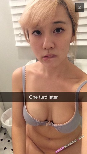 Super Hot and Cute Asian Girlfriend Leaked