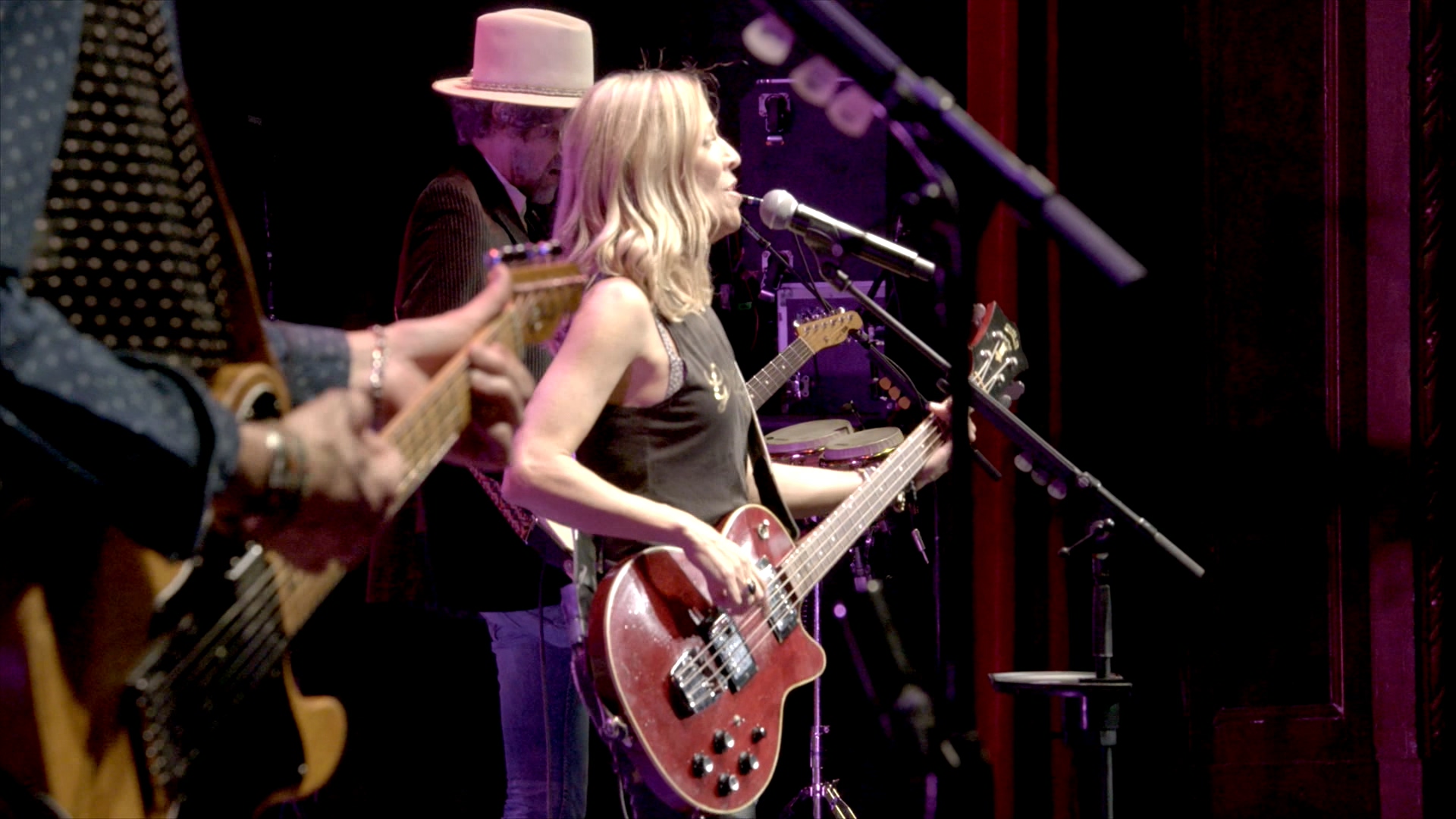 00003.m2ts(Sheryl Crow - Live At The Capitol Theater 2018 (Blu ray))_20181204_184203.535.jpg