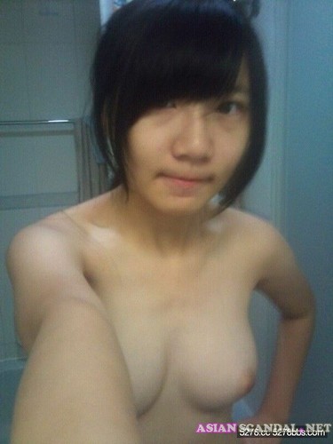 Singaporean Sherry Miu Leaked Nude At The Bathroom