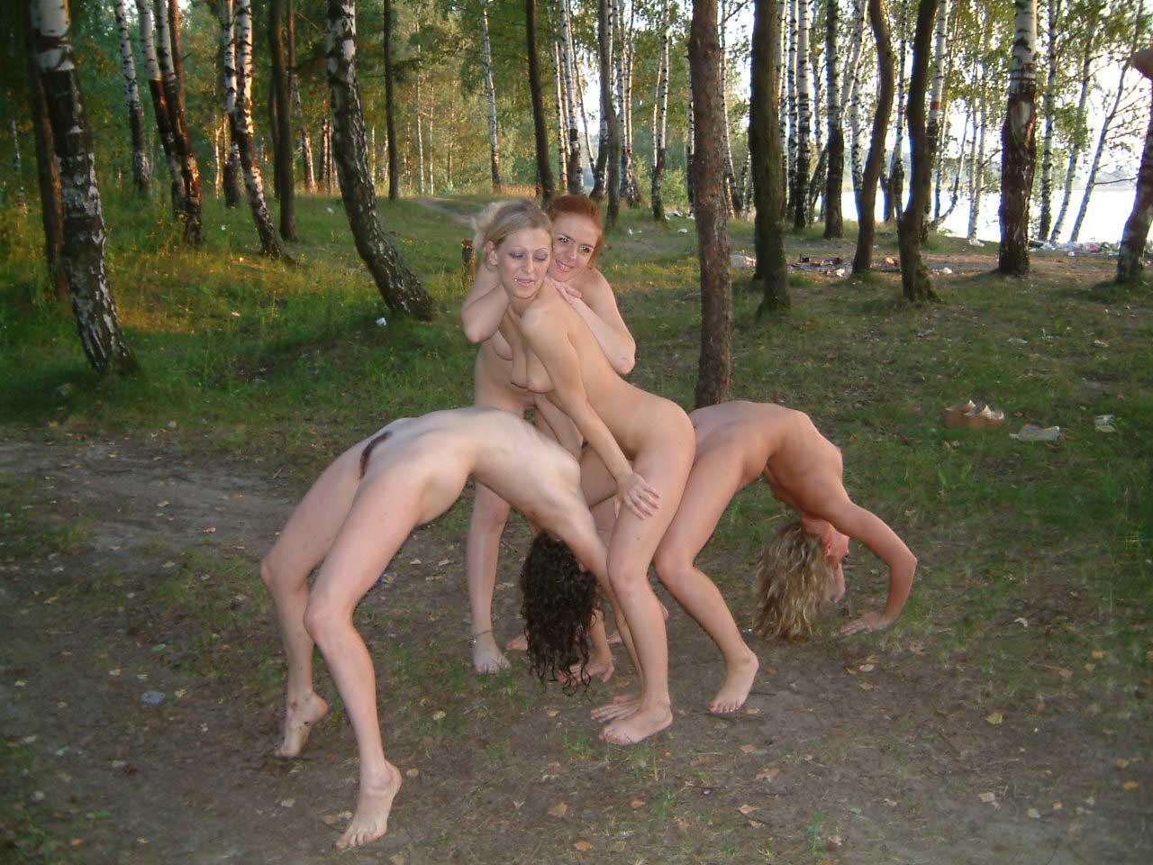 Nudist-Fun (17).jpg