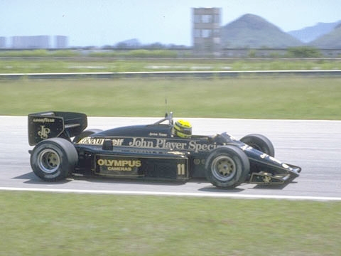Ayrton Senna - 1985-1986 (15).jpg