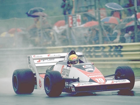 Ayrton Senna - 1984 (16).jpg