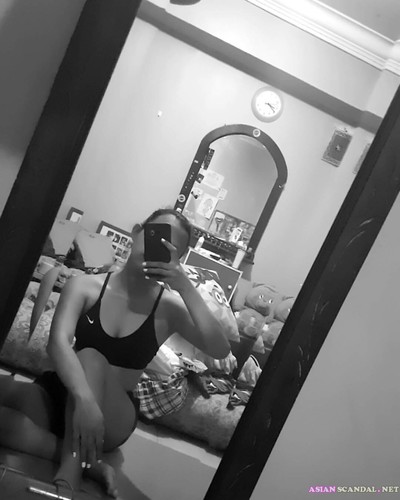 Super Cute Filipino Julai schoolgirl’s big boobs, muff flashing self photos leaked