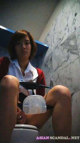 Thai Girl Hidden Camera in Public Toilet