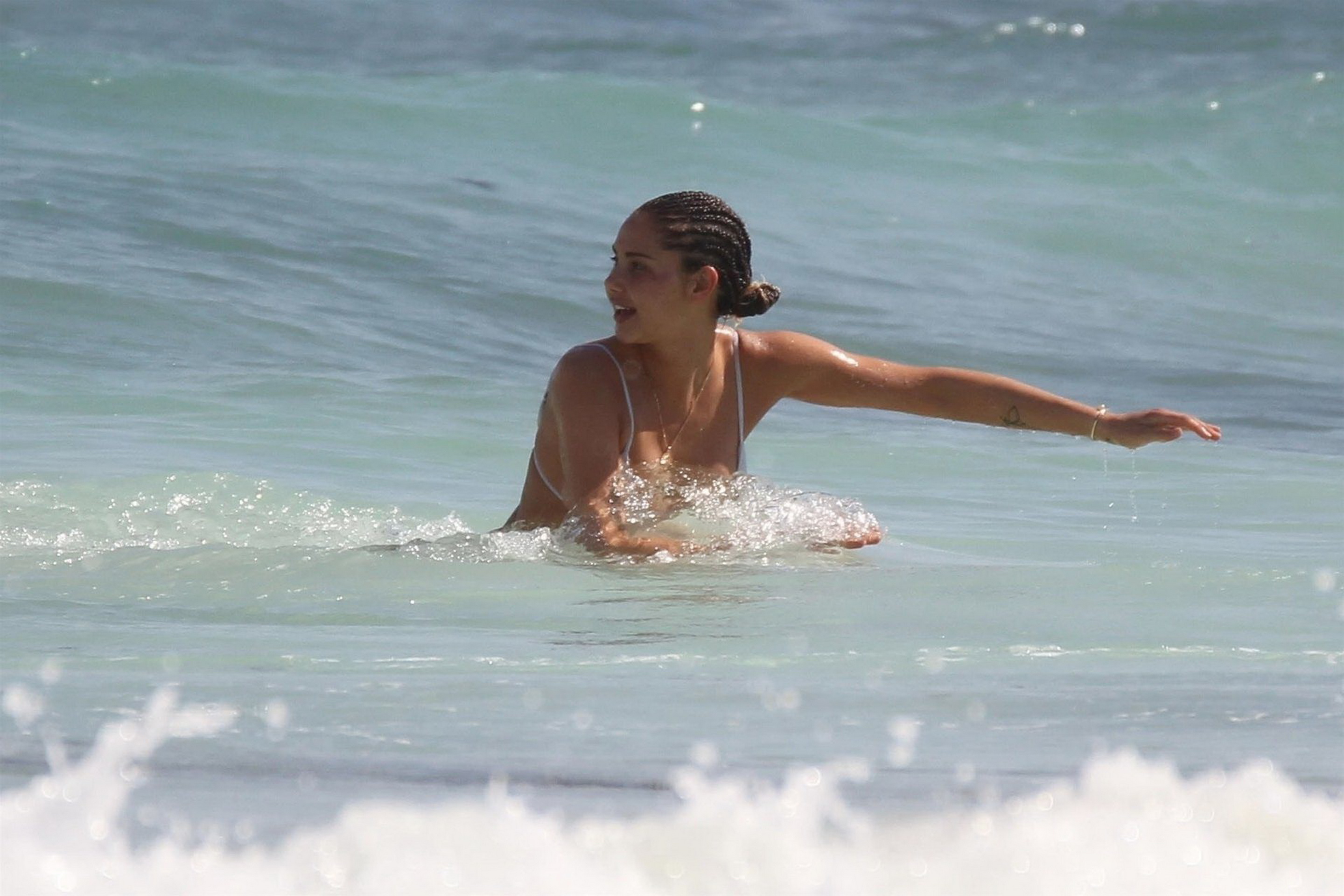 Sahara Ray boobs pop out from tiny bikini nip slip on the beach in Tulum Mexico HQ (40).jpg