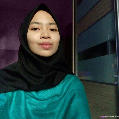 馬來西亞女孩 wan nursyazwani ainaa 完美奶子和陰戶，大奶色情