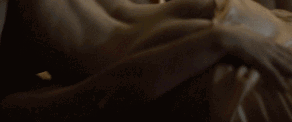 Anna Paquin, Holliday Grainger - Tell It to the Bees (6).gif