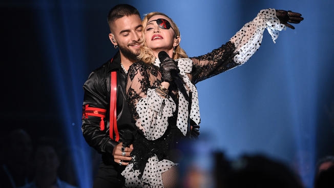20190502-pictures-madonna-bbma-performance-02.jpg