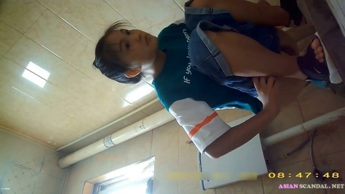 Chinese Lady In Toilet #17