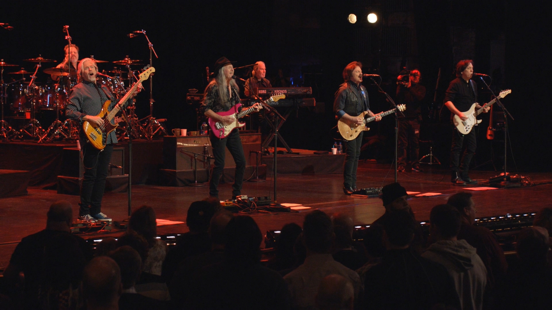 The Doobie Brothers Live From The Beacon Theatre Bluray 1080p DTS-HD MA 5.1_20190702_181109.850.jpg
