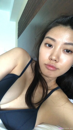 South Korean Babe Hee Eun Park naked sex scandal