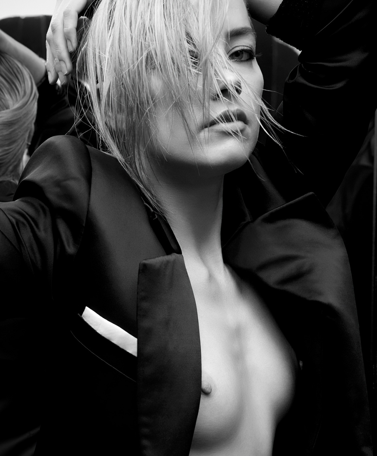 Amber Heard topless for Interview magazine UHQ (1).jpg