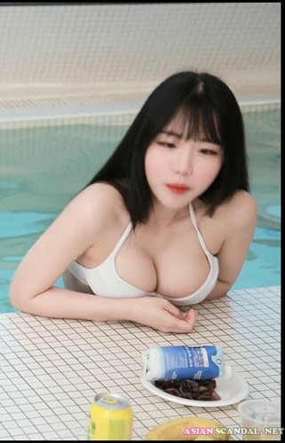 Korean Streamer Edoongs2 Nude Accidental Twitch Stream!